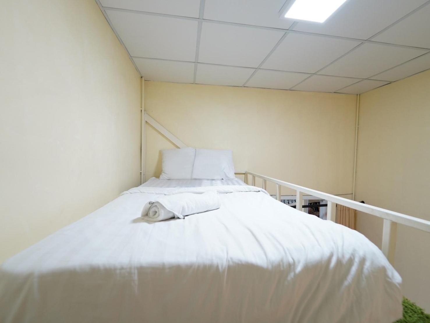 Hostel Ez Sleep @ Ratchada 19 Bangkok Exteriér fotografie