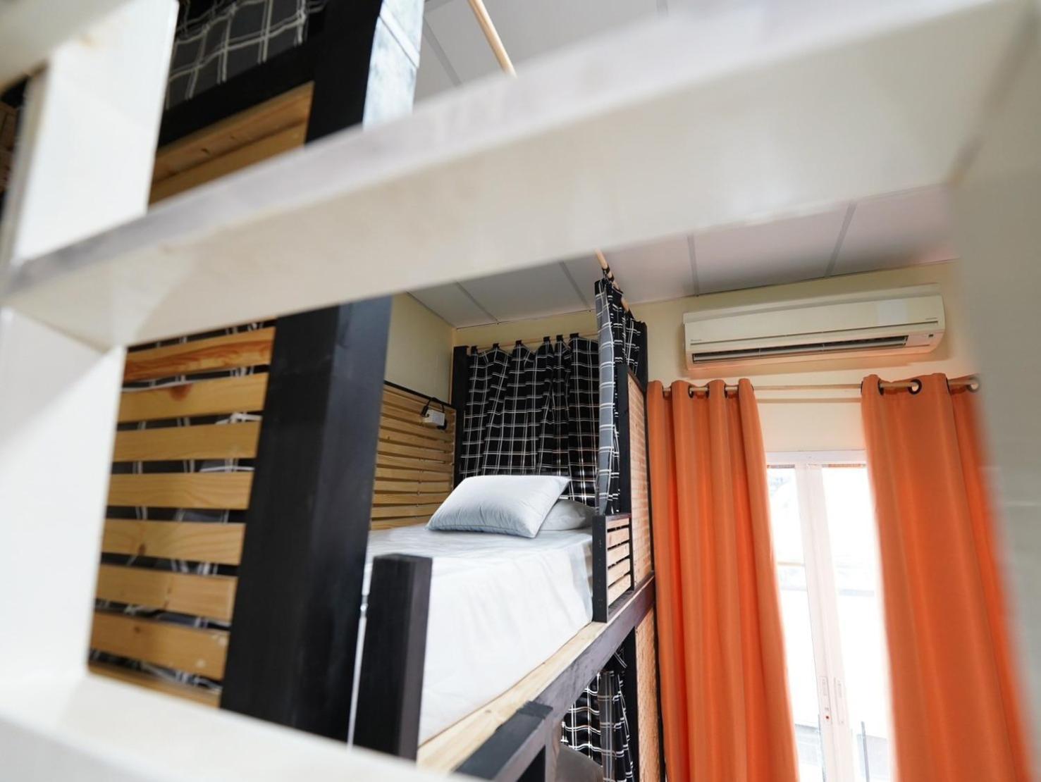 Hostel Ez Sleep @ Ratchada 19 Bangkok Exteriér fotografie