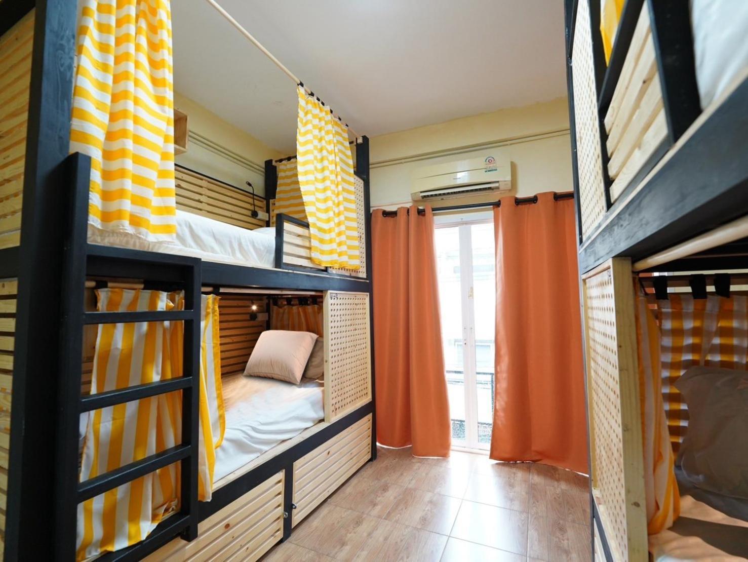 Hostel Ez Sleep @ Ratchada 19 Bangkok Exteriér fotografie